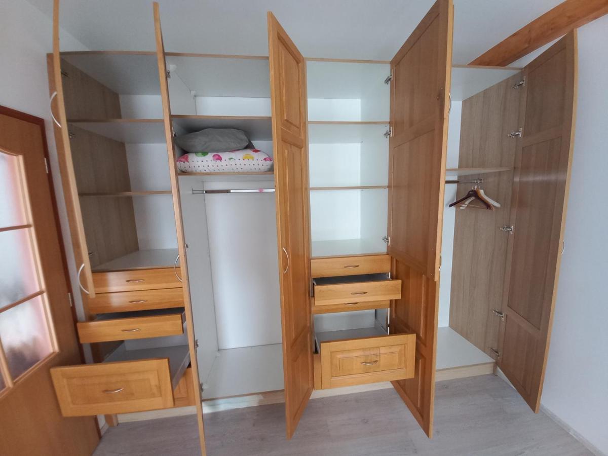 Apartmany Kocanda Jesenice  Extérieur photo